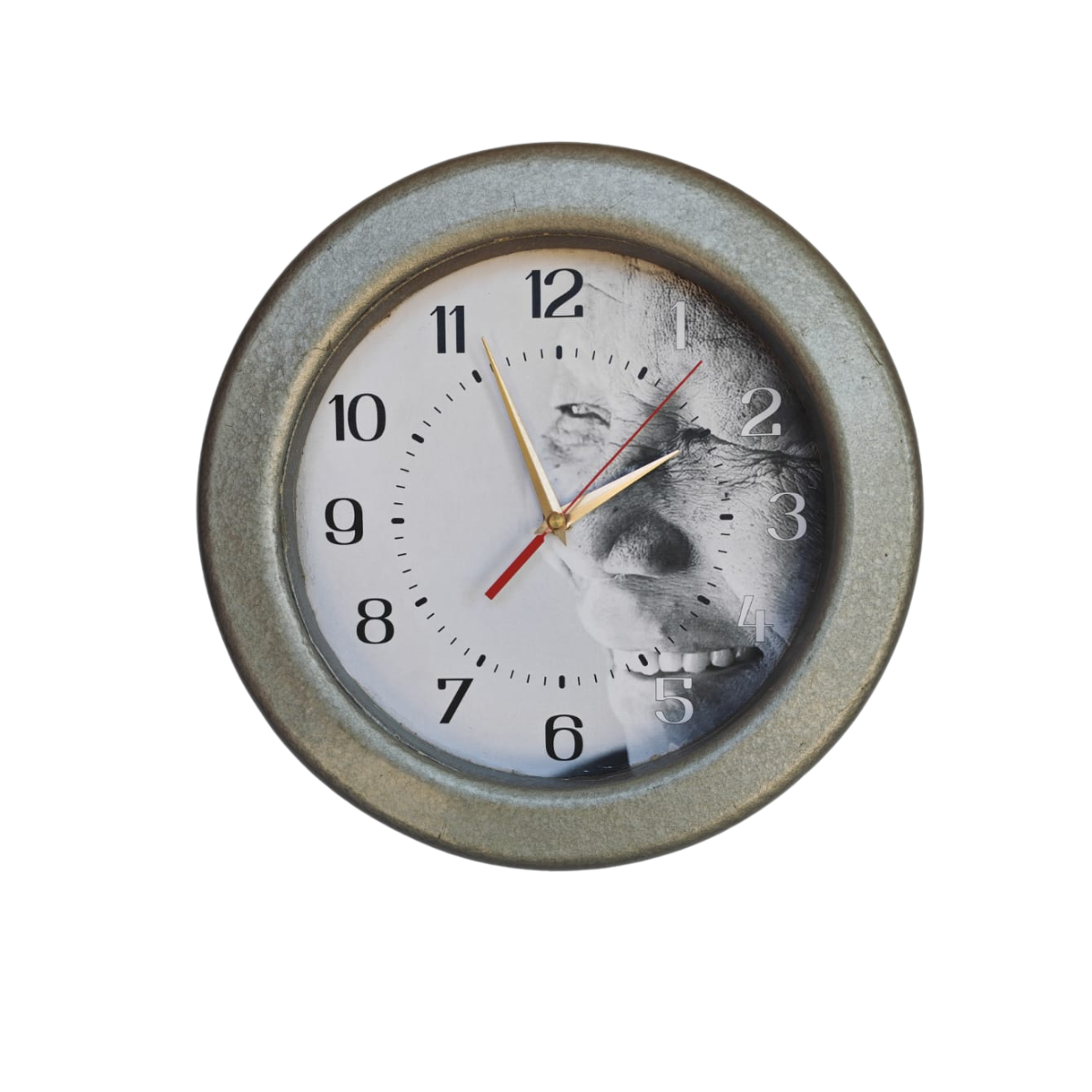 Madiba Round Clock